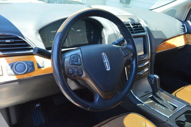 2011 Lincoln MKX Base