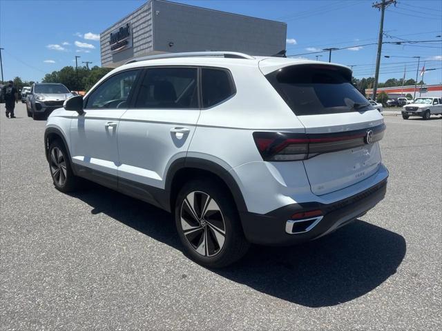 2025 Volkswagen Taos 1.5T SE