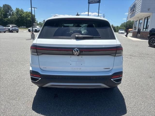2025 Volkswagen Taos 1.5T SE