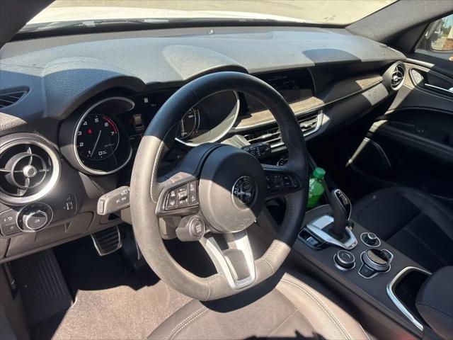 2023 Alfa Romeo Stelvio Ti AWD
