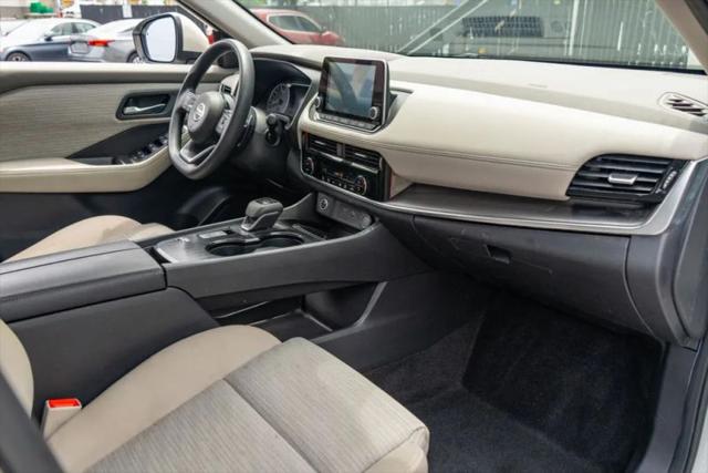 2021 Nissan Rogue SV FWD