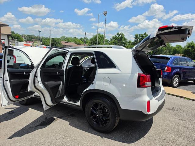 2014 Kia Sorento LX