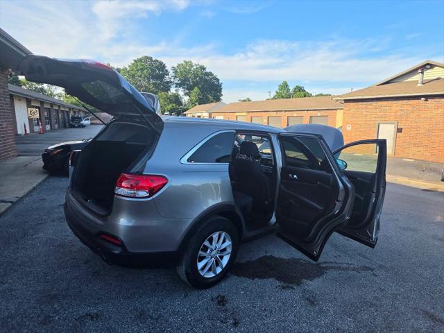 2017 Kia Sorento 2.4L LX