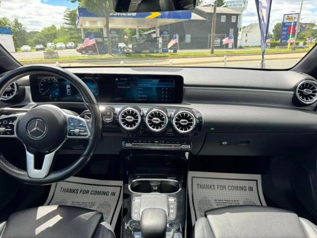 2021 Mercedes-Benz A 220 4MATIC