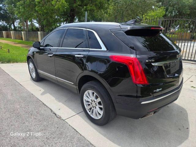 2017 Cadillac XT5 Standard