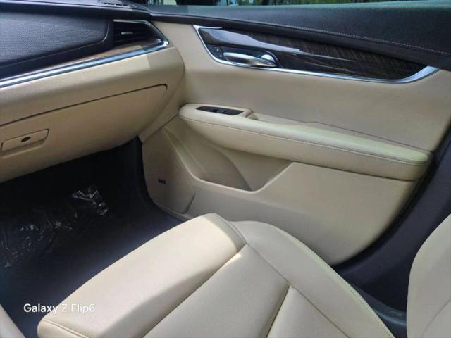 2017 Cadillac XT5 Standard