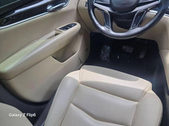2017 Cadillac XT5 Standard
