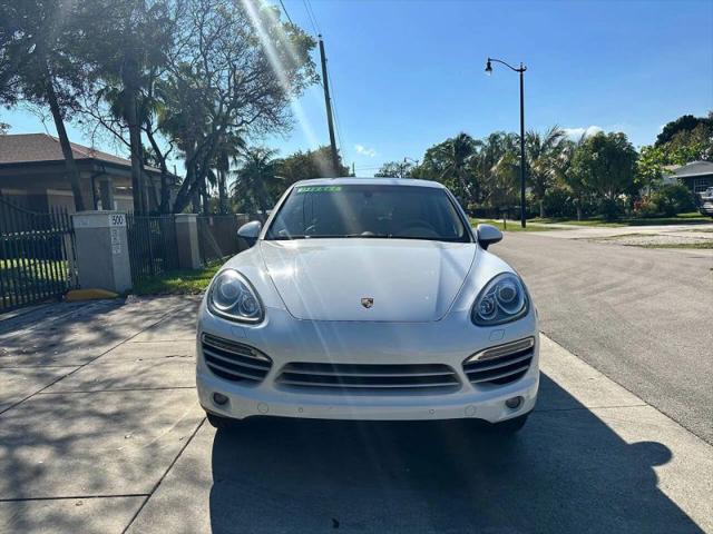 2014 Porsche Cayenne Diesel Platinum Edition