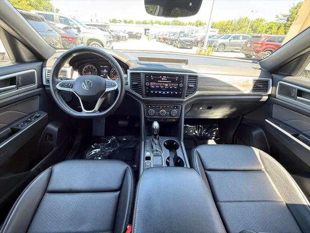 2021 Volkswagen Atlas Cross Sport 2.0T SE w/Technology