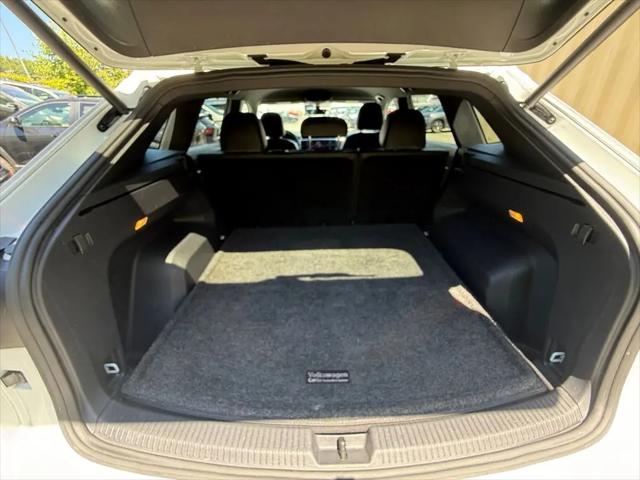 2021 Volkswagen Atlas Cross Sport 2.0T SE w/Technology