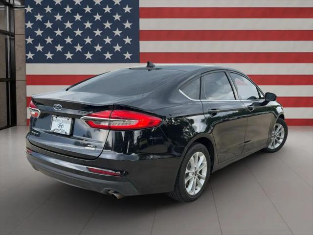 2020 Ford Fusion SE