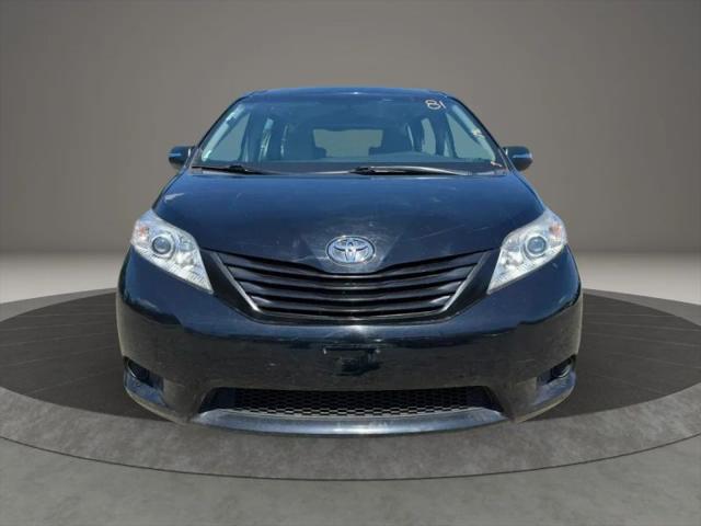 2017 Toyota Sienna L 7 Passenger