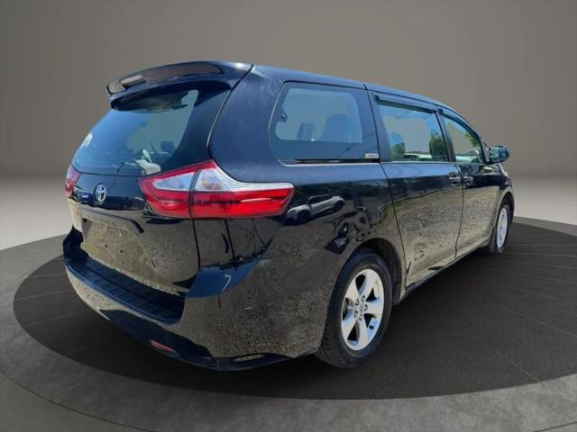 2017 Toyota Sienna L 7 Passenger