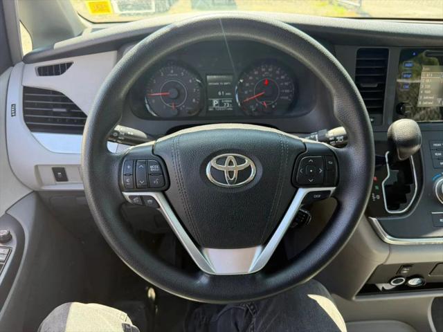 2017 Toyota Sienna L 7 Passenger