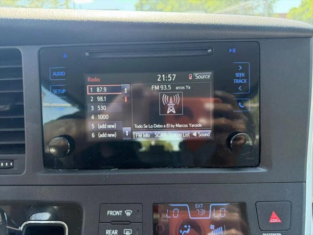 2017 Toyota Sienna L 7 Passenger