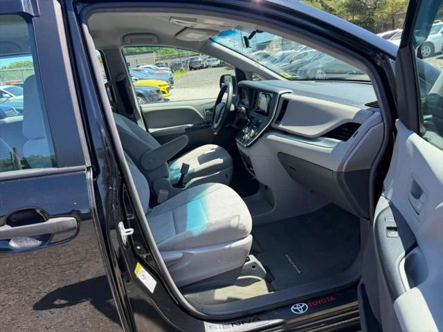 2017 Toyota Sienna L 7 Passenger
