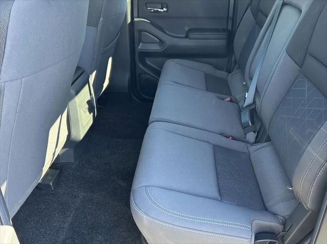 2026 Nissan Frontier Crew Cab Long Bed SV 4x4