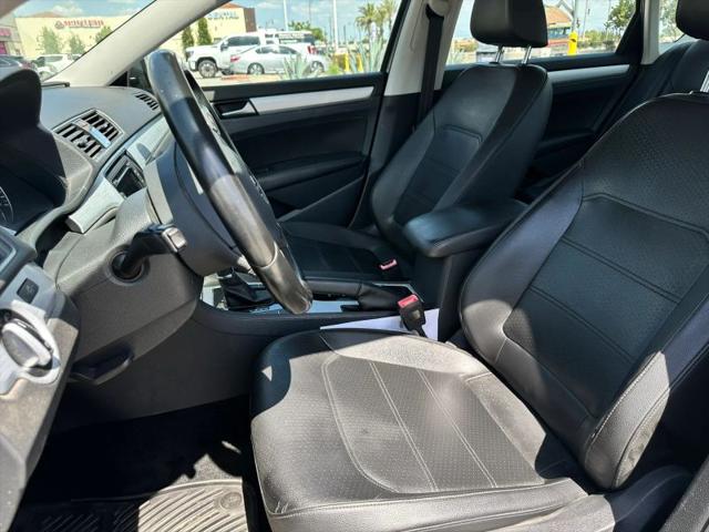 2013 Volkswagen Passat 2.5L SE