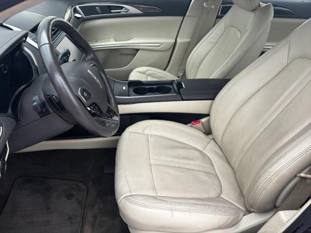 2013 Lincoln MKZ Base
