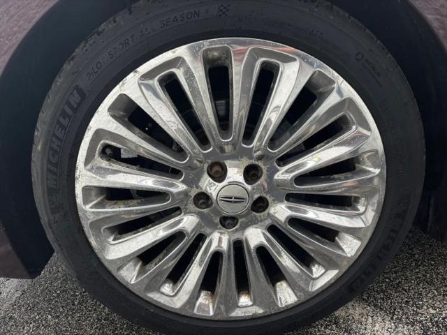 2013 Lincoln MKZ Base