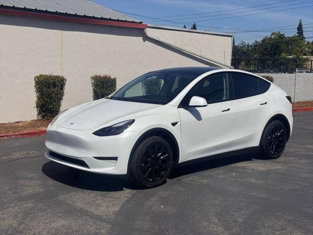 2024 Tesla Model Y Long Range Dual Motor All-Wheel Drive