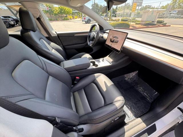 2024 Tesla Model Y Long Range Dual Motor All-Wheel Drive