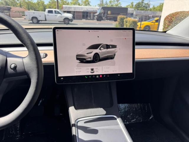 2024 Tesla Model Y Long Range Dual Motor All-Wheel Drive