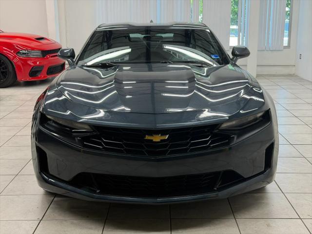 2022 Chevrolet Camaro RWD Coupe 2LT