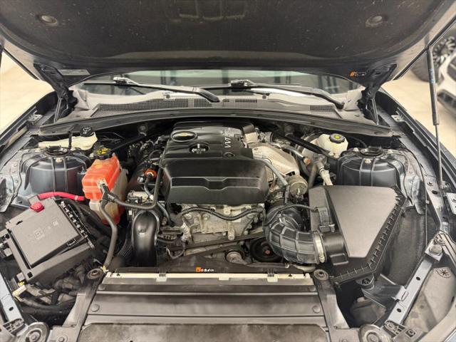 2022 Chevrolet Camaro RWD Coupe 2LT