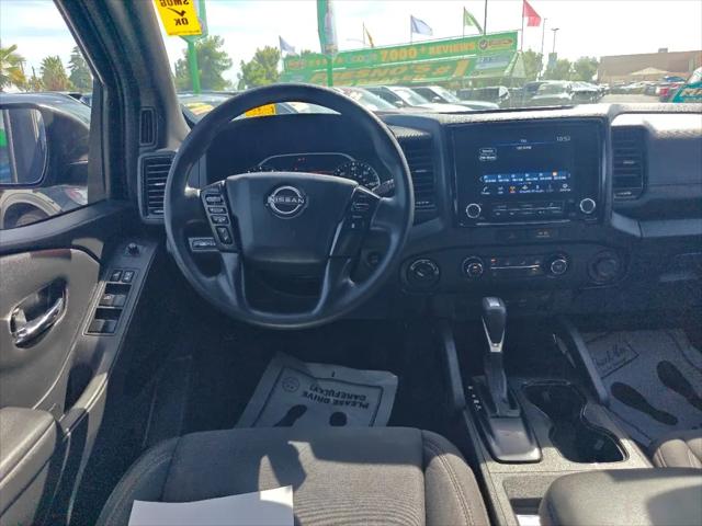 2023 Nissan Frontier Crew Cab SV 4x4