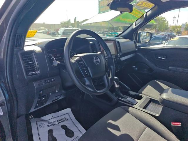 2023 Nissan Frontier Crew Cab SV 4x4