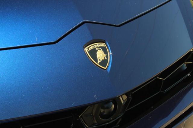 2020 Lamborghini Urus Base