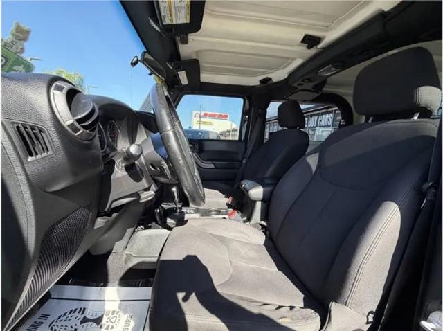 2017 Jeep Wrangler Sport 4x4