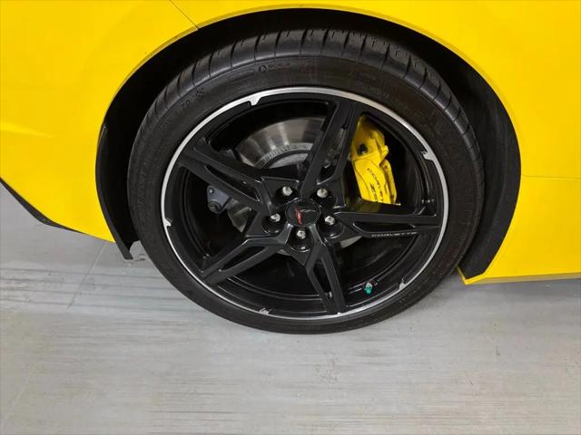 2025 Chevrolet Corvette Stingray RWD Coupe 2LT