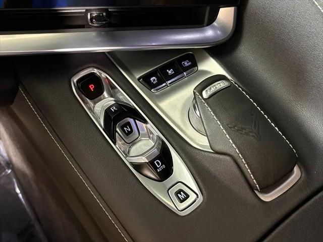 2025 Chevrolet Corvette Stingray RWD Coupe 2LT
