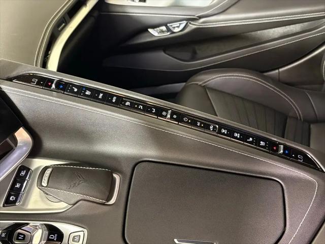 2025 Chevrolet Corvette Stingray RWD Coupe 2LT