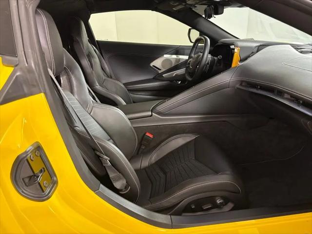 2025 Chevrolet Corvette Stingray RWD Coupe 2LT