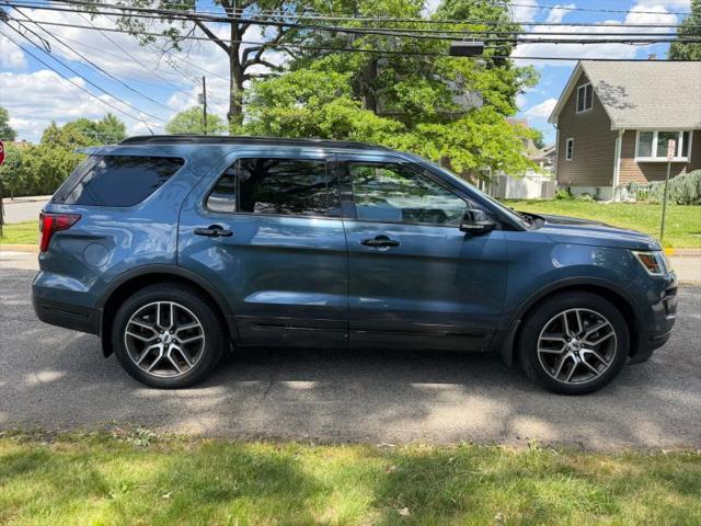 2018 Ford Explorer Sport