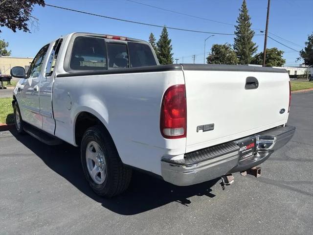 2001 Ford F-150 Base