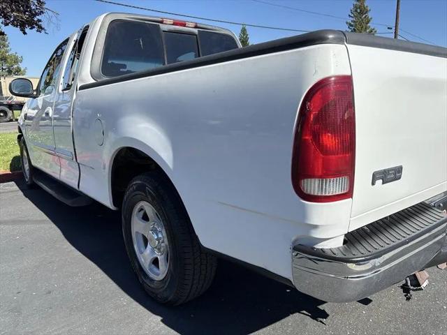 2001 Ford F-150 Base