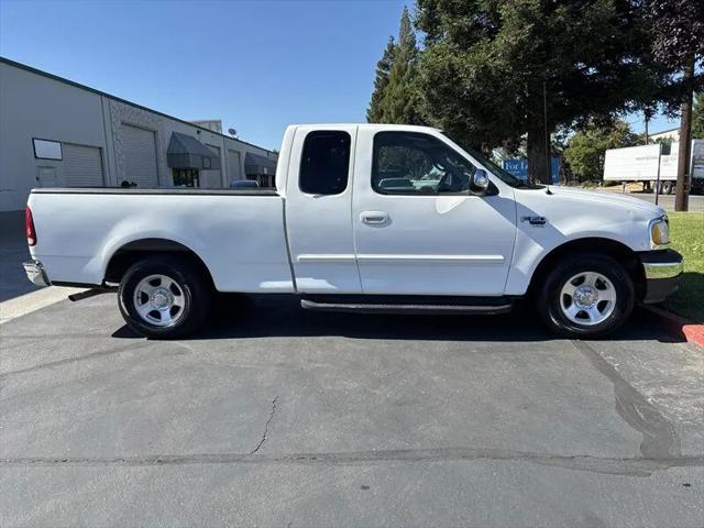 2001 Ford F-150 Base