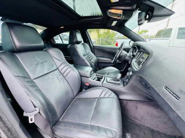 2016 Dodge Charger SRT 392