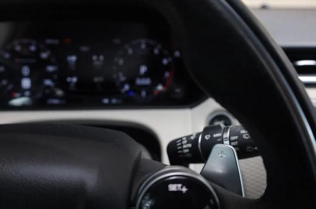 2019 Land Rover Range Rover Velar P250 R-Dynamic SE