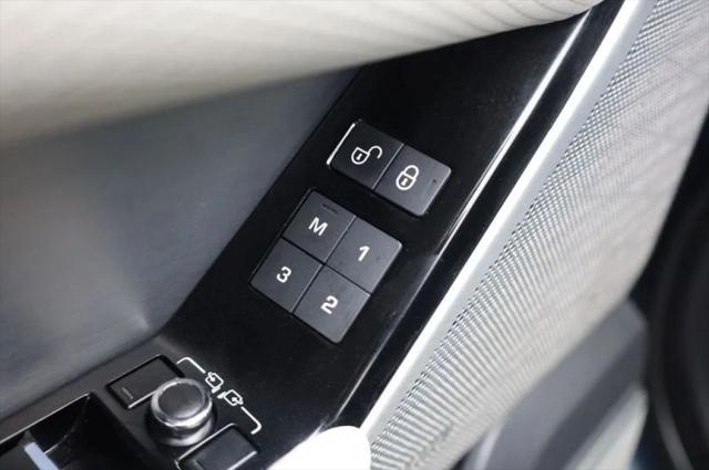 2019 Land Rover Range Rover Velar P250 R-Dynamic SE