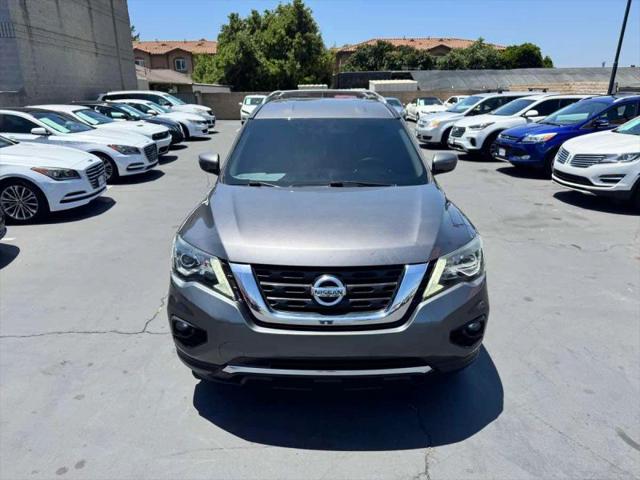 2017 Nissan Pathfinder SV