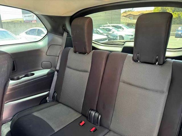 2017 Nissan Pathfinder SV