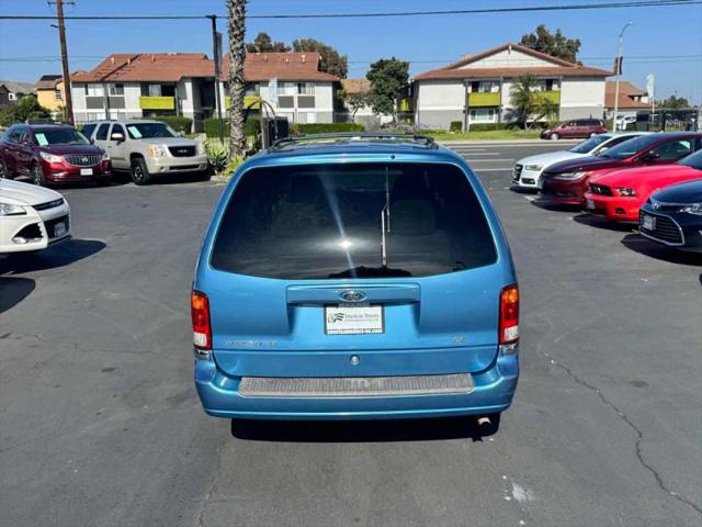 2003 Ford Windstar SE