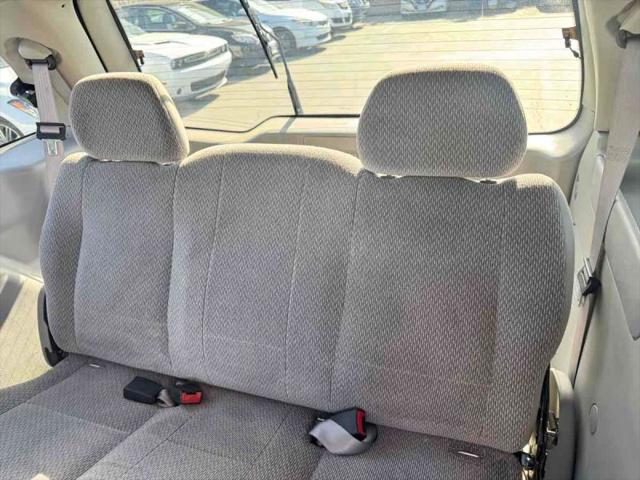 2003 Ford Windstar SE