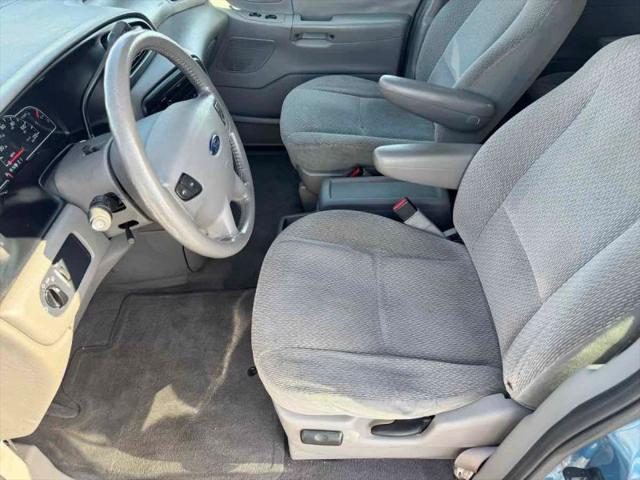 2003 Ford Windstar SE