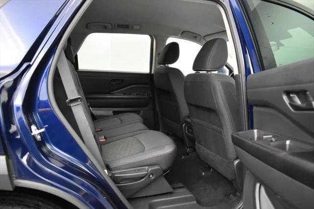 2024 Nissan Pathfinder SV FWD